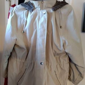 Woman's Liz Claiborne coat